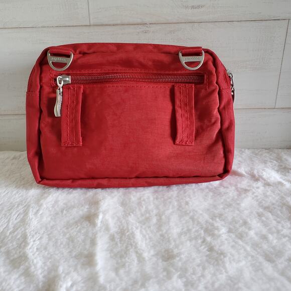 Baggallini Triple Zip Bagg - Picture 3 of 9